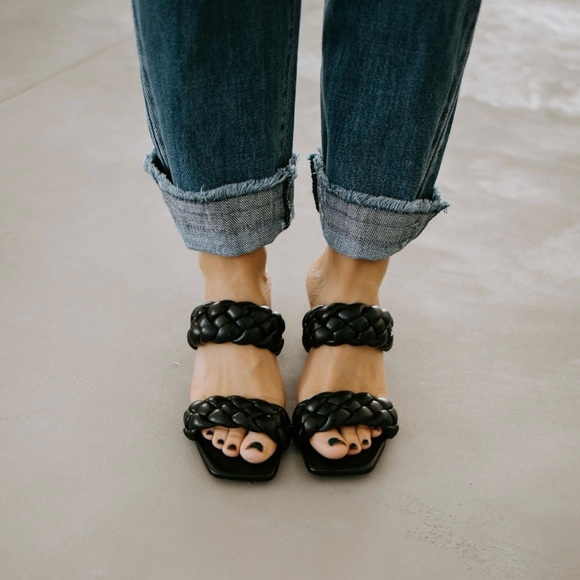 Aluna Braided Slide Sandal - Picture 2 of 8